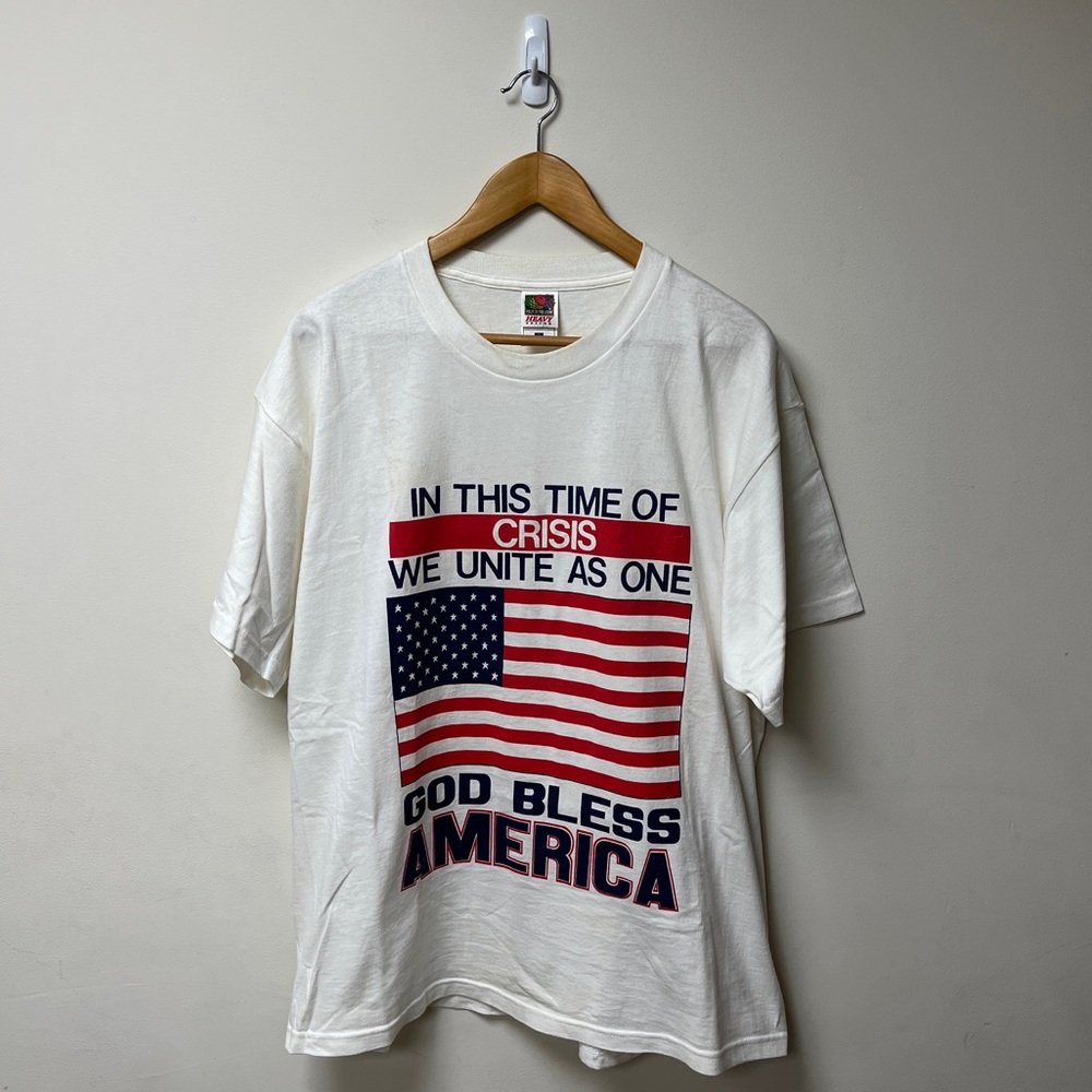 Vintage God Bless America Shirt Mens XL Short Sleeve Tee Fruit of the Loom Heavy